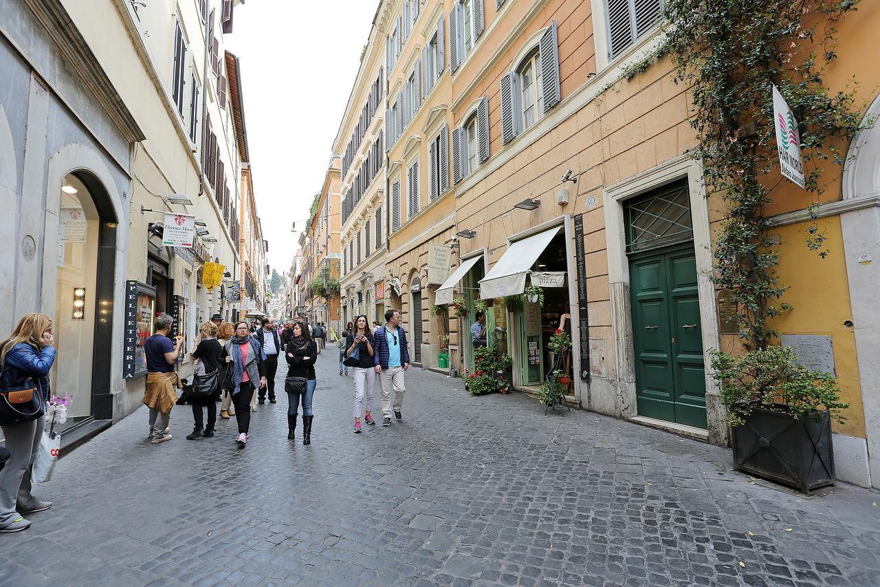 ローマ Domus Croce Bed & Breakfast エクステリア 写真