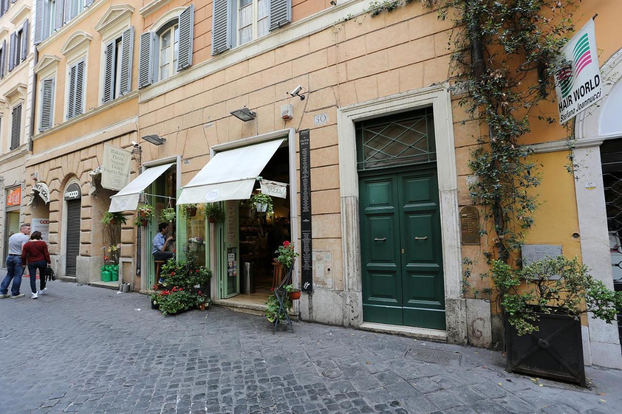 ローマ Domus Croce Bed & Breakfast エクステリア 写真